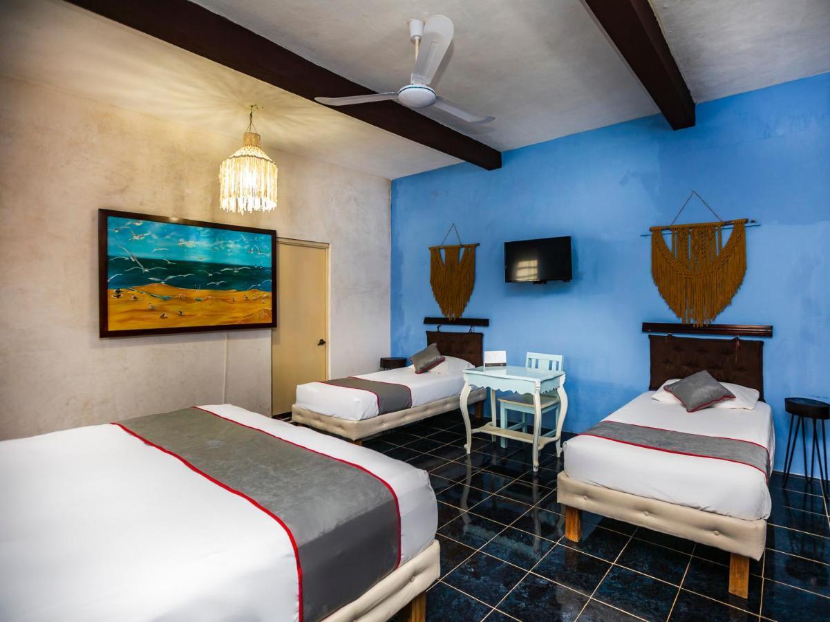Casa Aluxes Hotel 巴利亚多利德 外观 照片