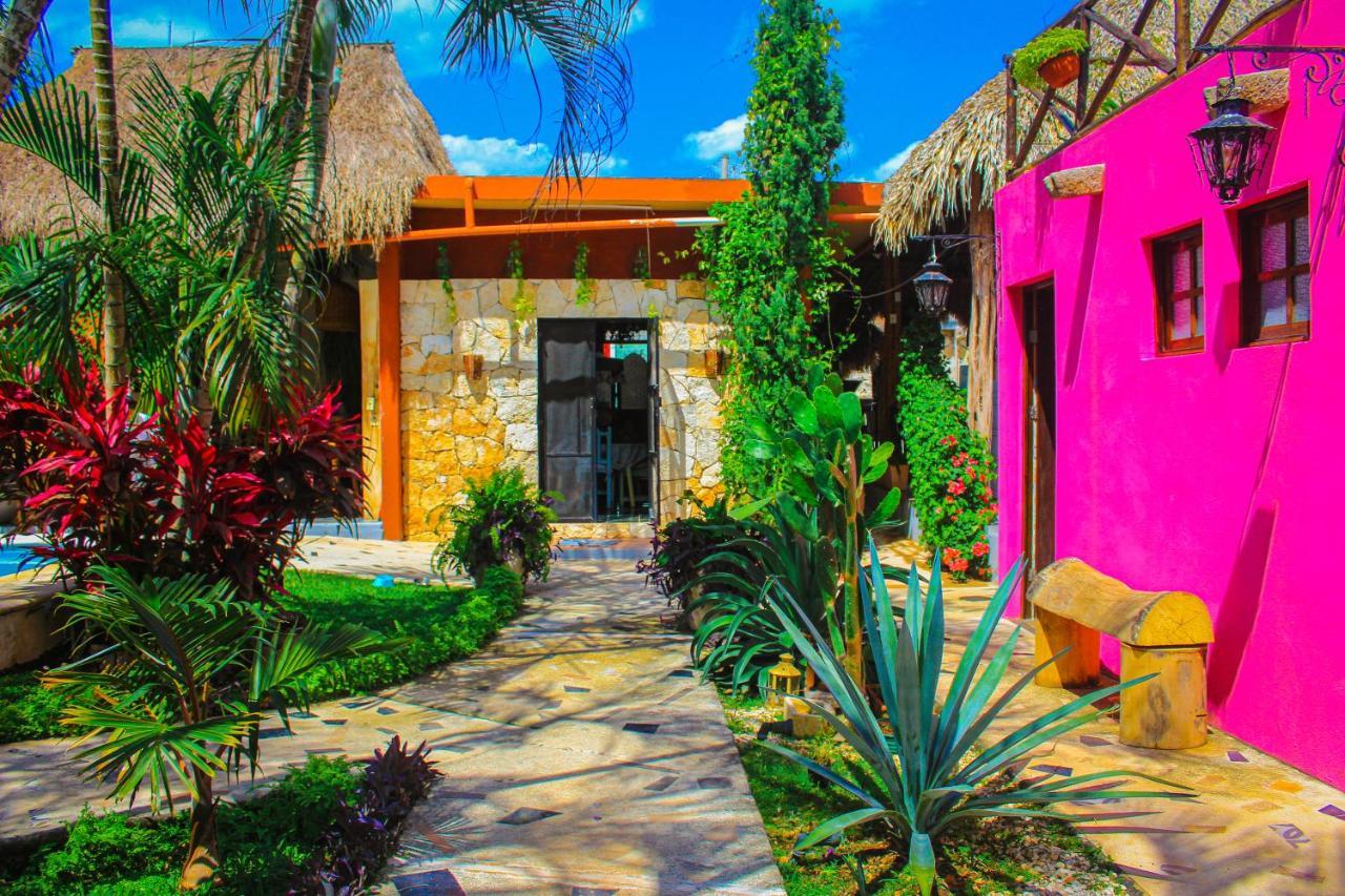 Casa Aluxes Hotel 巴利亚多利德 外观 照片