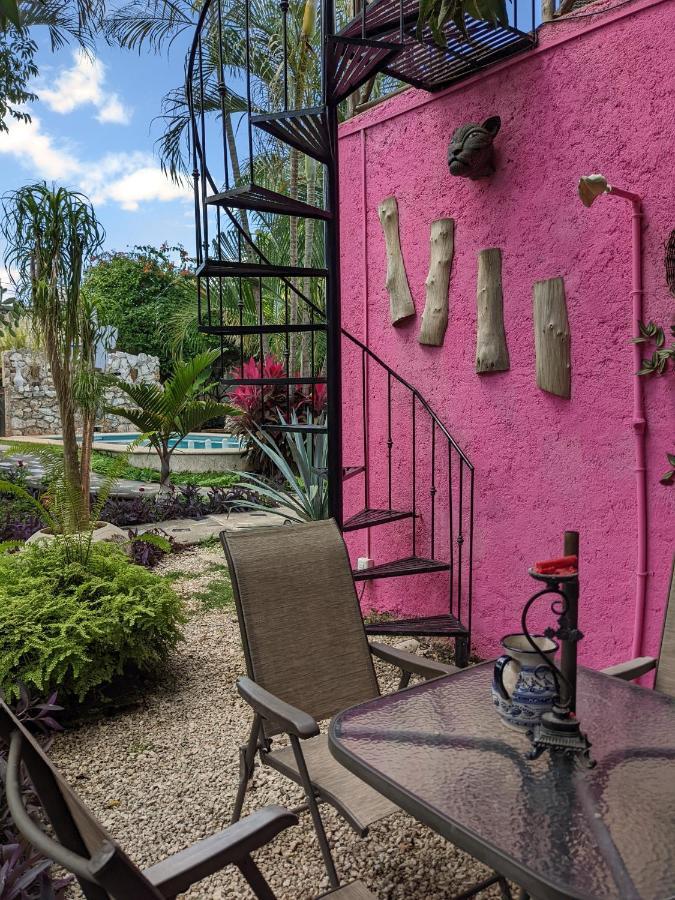 Casa Aluxes Hotel 巴利亚多利德 外观 照片