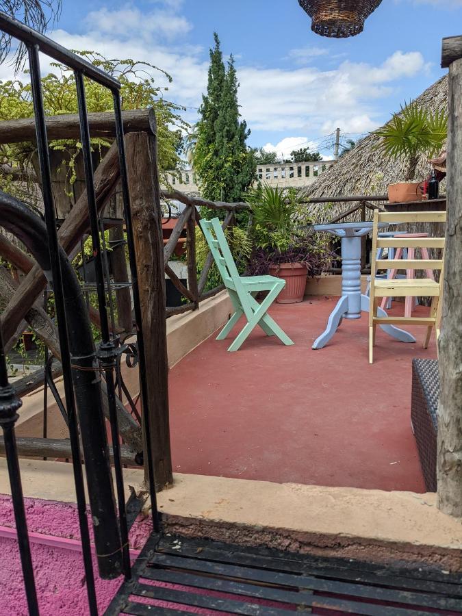 Casa Aluxes Hotel 巴利亚多利德 外观 照片
